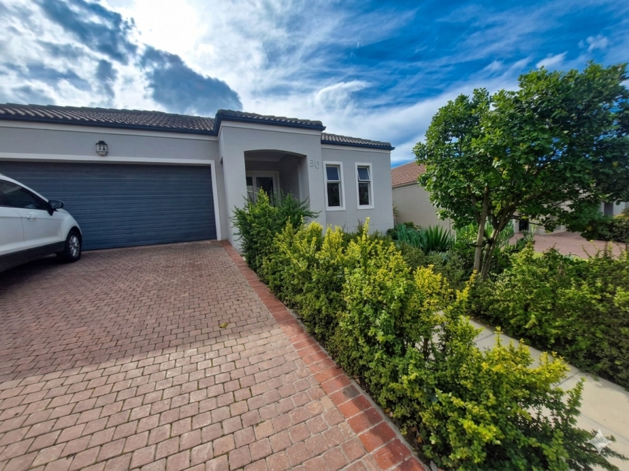 To Let 3 Bedroom Property for Rent in Avalon Estate Western Cape